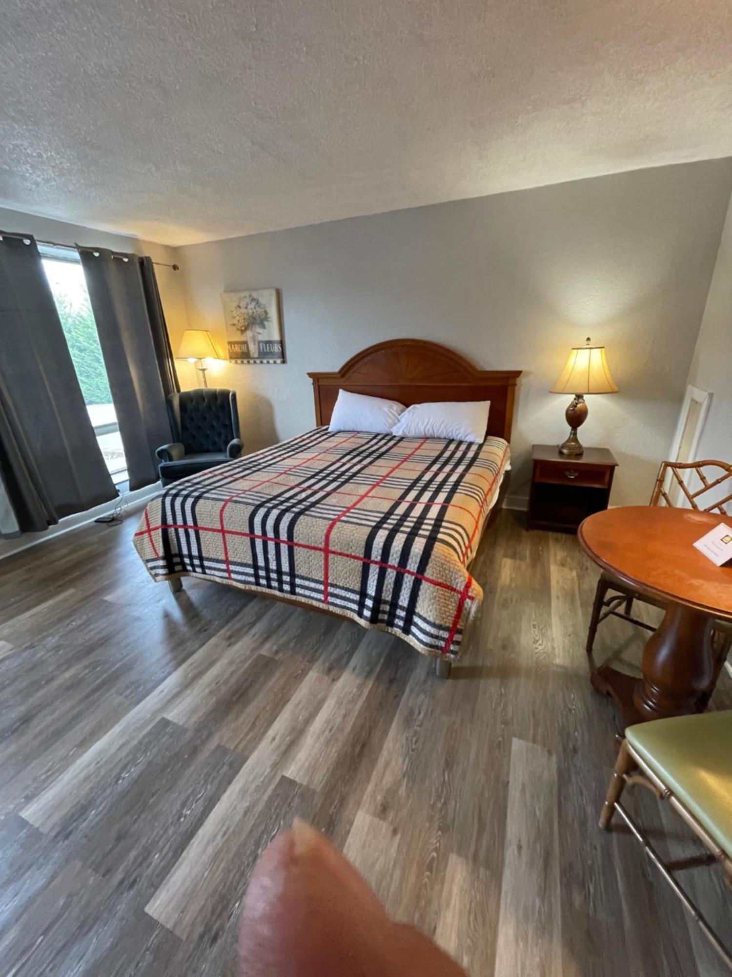 Ans Inn & Suites Winchester Exteriör bild